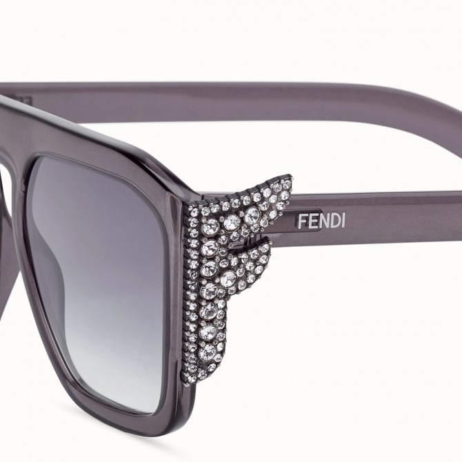 Солнцезащитные очки FENDI FREEDOM FF 0381/S